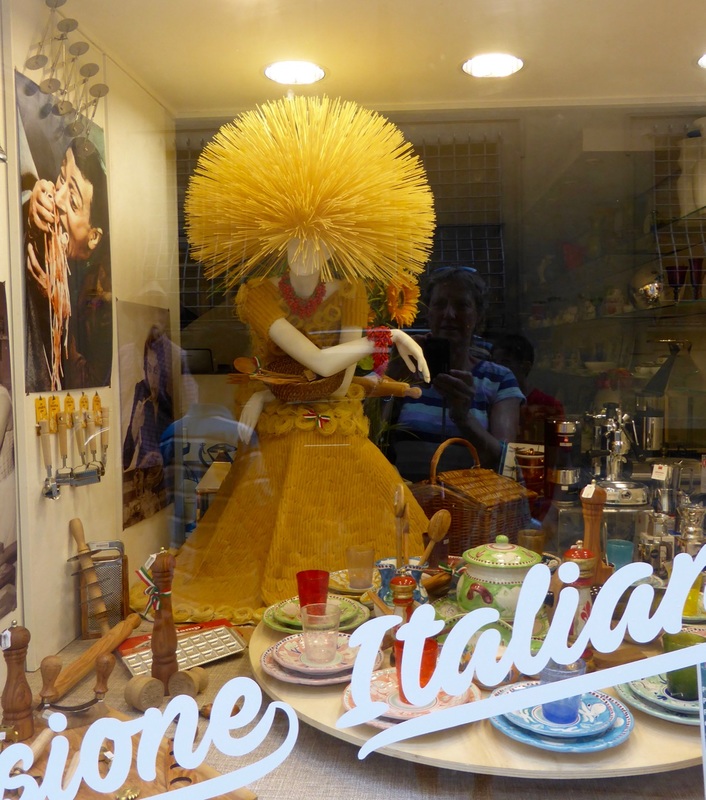 酷开VR进军海外市场战略发布会将在新加坡召开“xc体育”(图1) xc sports