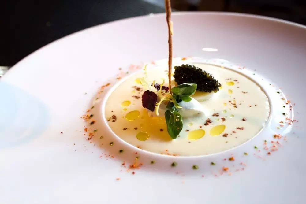 xc sports|主持人蓝羽年龄多大?蓝羽个人资料背景介绍(图3) xc sports